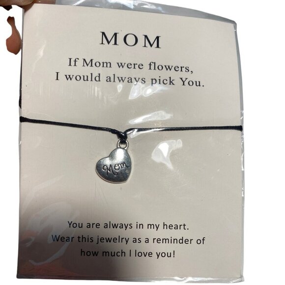 Mom Heart Charm Bracelet On Black Cord With Sentimental Quote Card Pendant - Picture 5 of 5